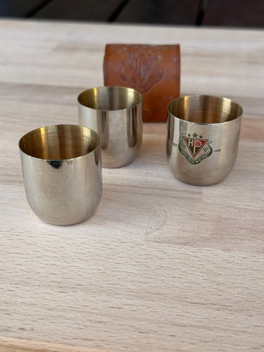 Antik schnapsbecher set leder - schnapsbecher,