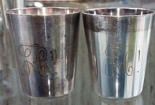 2 x Schnaps-Becher