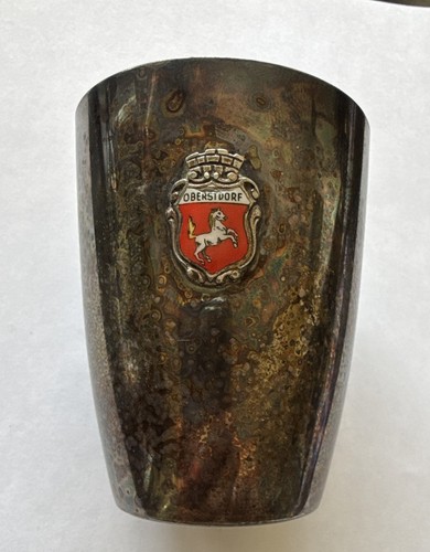 Versilberter trophäenbecher - versilberter,